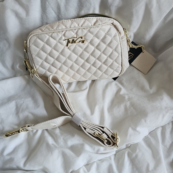 Tote&Carry Handbags - Beige Diamond Stitch Messanger Bag